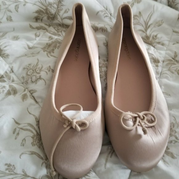 Bloomingdale's Shoes Bloomingdale Womens Kacey Satin Ballet Flats